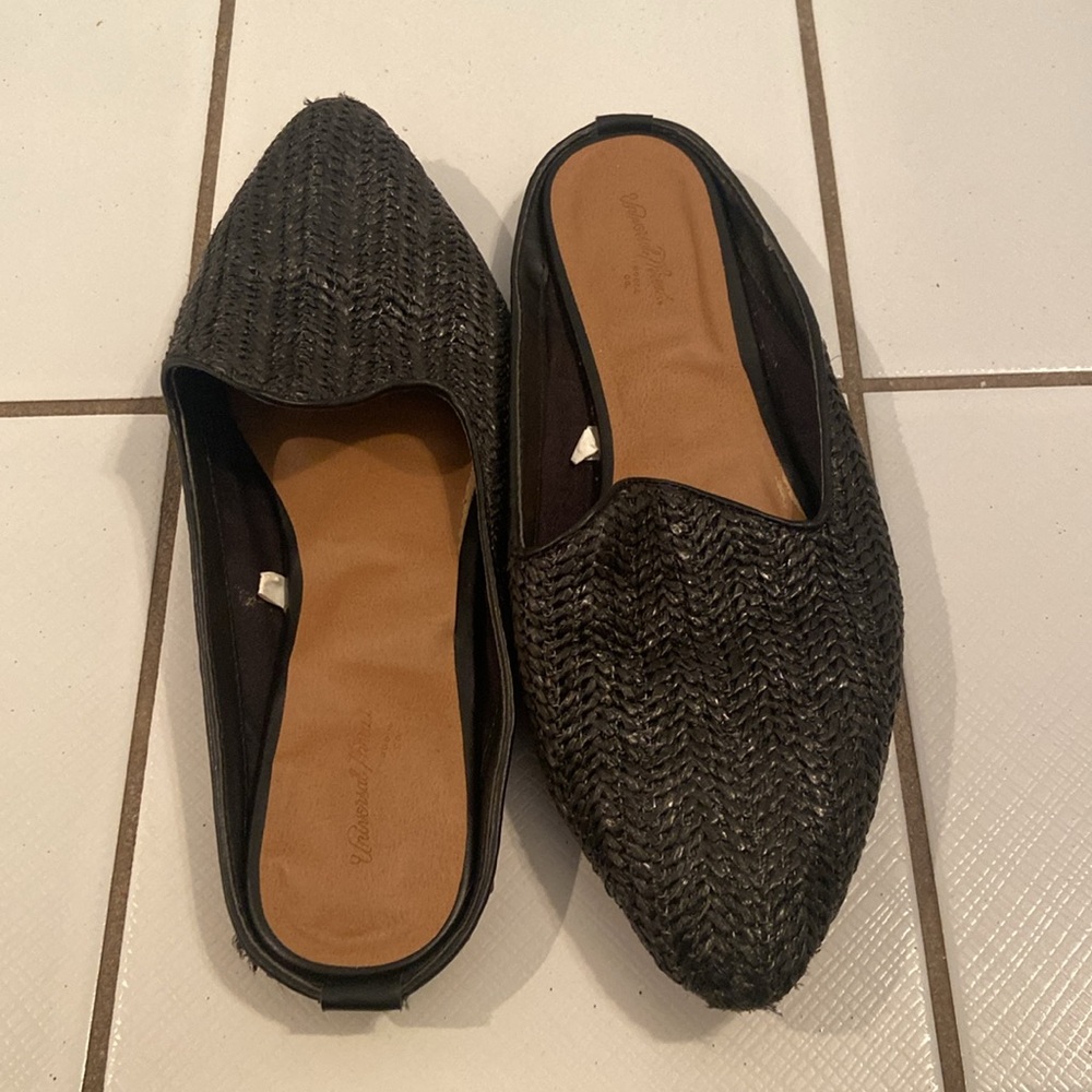 Universal Thread Black Woven Mules